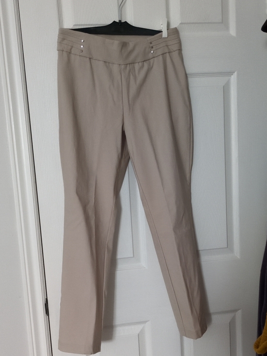 Classic Editions Pants - Tailored Women's Taupe Straight-Leg Trousers